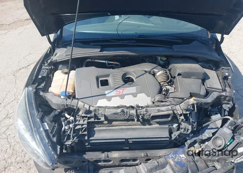 2017 Ford Focus St from USA, damaged, VIN 1FADP3L98HL336021